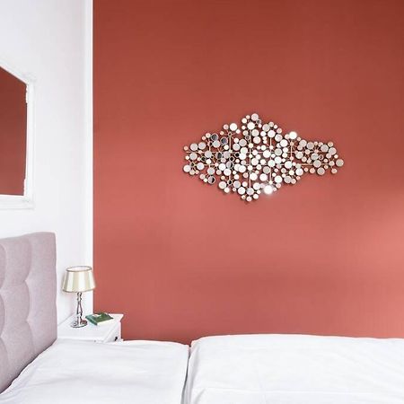 Sc 05 By Rockchair Apartments L Superhost Status L 2 Bedrooms Boxspringbeds Balcony Elevator - Cozy Family & Business Flair Welcomes You! Berlin Exterior foto